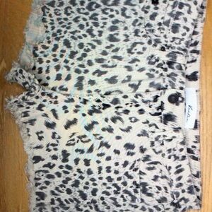 Kancan leopard distressed frayed hem shorties medium